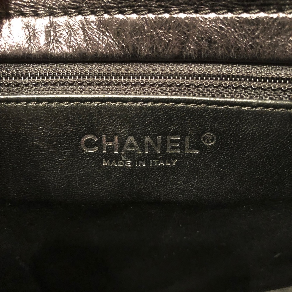 CHANEL black reissue accordion flap bag - Picture 10 of 15